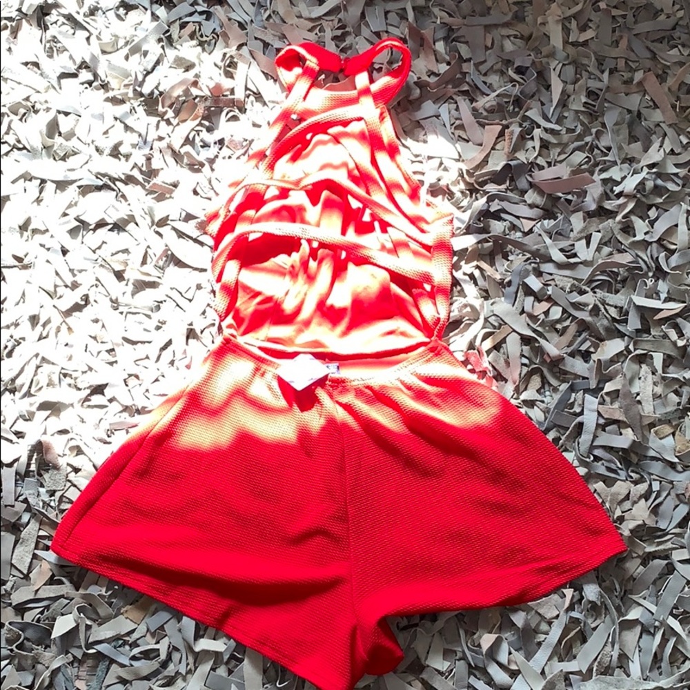 Romper - Picture 2 of 3